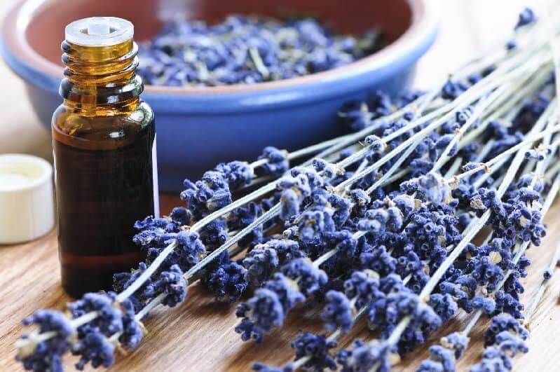 Soins personnels aux huiles essentielles